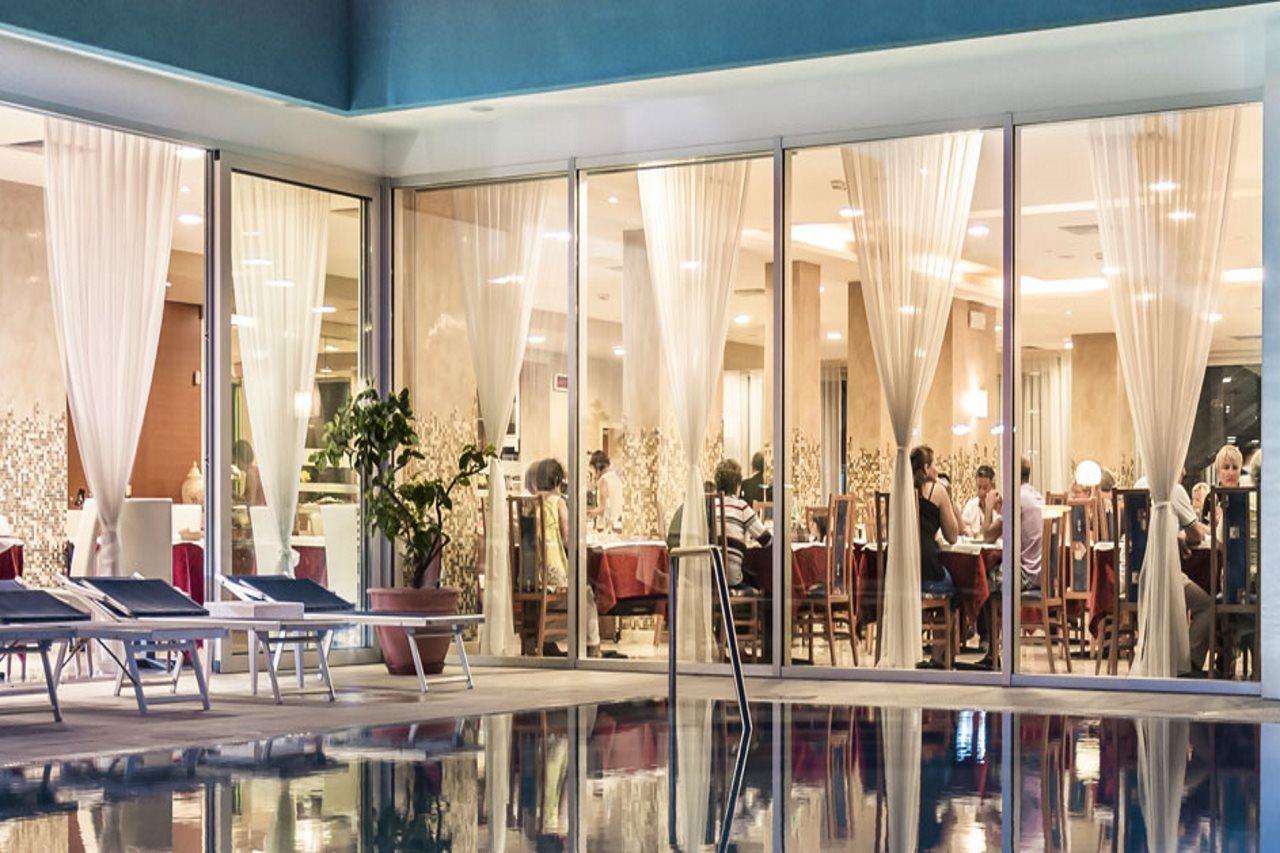 Hotel Parigi 4*